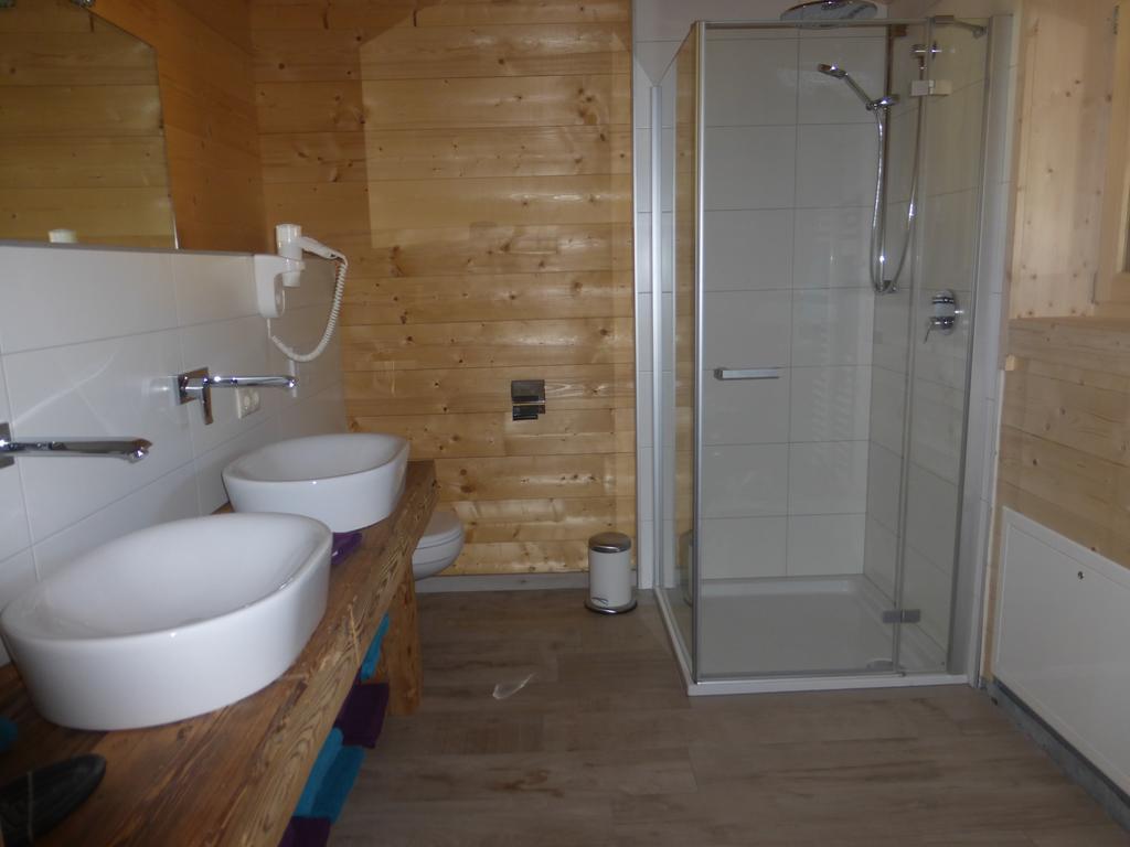 Ferienwohnung Zillertal - Schwemberger Fügen Zimmer foto